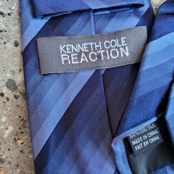 Kenneth Cole Reaction 100% silk Tie - Picture 3 of 3